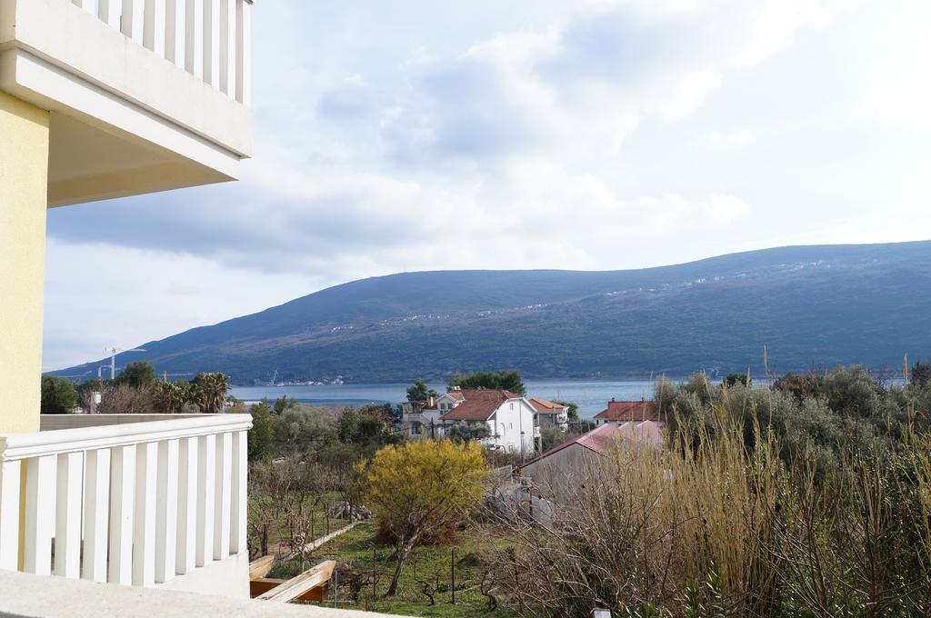 Apartment Begonia Of Kumbor Херцег-Нови Экстерьер фото